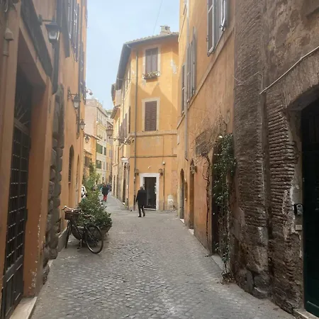 Arco Acetari - The Middle Ages In The Heart Of Apartment *